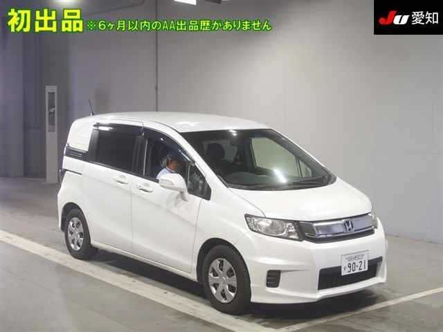 4255 Honda Freed spike GB3 2015 г. (JU Aichi)